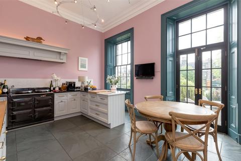 38 Inverleith Row, Edinburgh, EH3 5PY