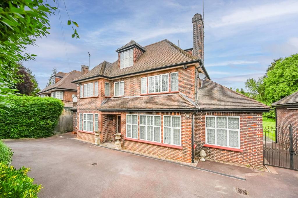 Aylmer Road, East Finchley, London, N2 4 bed house for sale £2,800,000
