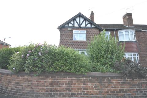 3 bedroom semi-detached house to rent, Glamis Road, Doncaster DN2