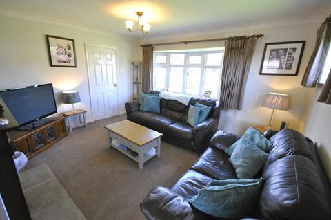 10 All Hallowes Drive, Tickhill, Doncaster, DN11 9PP