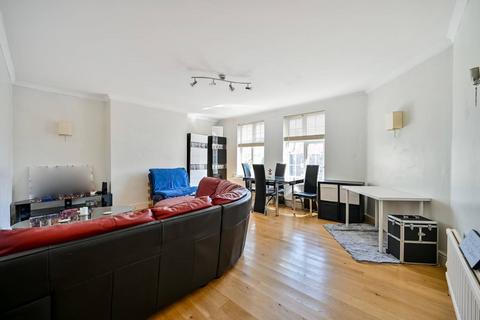 2 bedroom flat to rent, Birkenhead Avenue, Kingston, Kingston upon Thames, KT2
