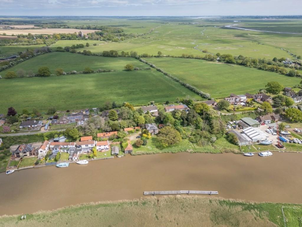 Reedham 3 bed detached bungalow for sale £550,000