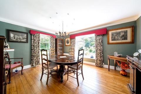 Little Tarrel Benwell Road, Brookwood, Woking, GU24 0EN