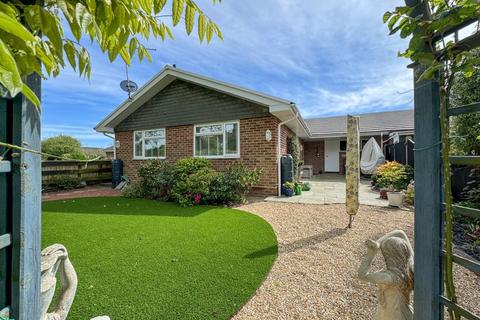 3 bedroom bungalow for sale, Felpham, West Sussex