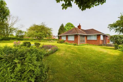 3 bedroom detached bungalow for sale, Tewnals Lane, Elmhurst