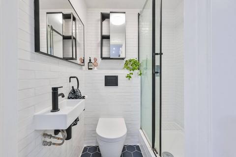 Flat 3, 16 Bateman Street, London, W1D 3AH
