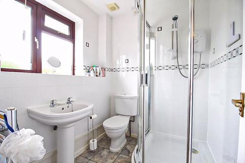 15 Bordeaux Close, Dudley, DY1 2UY