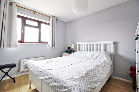 15 Bordeaux Close, Dudley, DY1 2UY