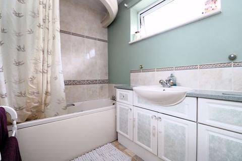 9 Highfield Way, Aldridge, Walsall, WS9 8XF