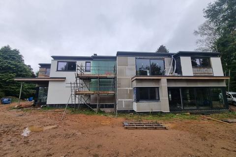 undefined, West Hill Road, West Hill