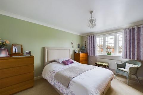 2 bedroom apartment for sale, Weller Court, Finchfield Wolverhampton WV3