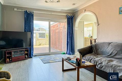 42 Glenthorne Drive, Walsall, WS6 7DD
