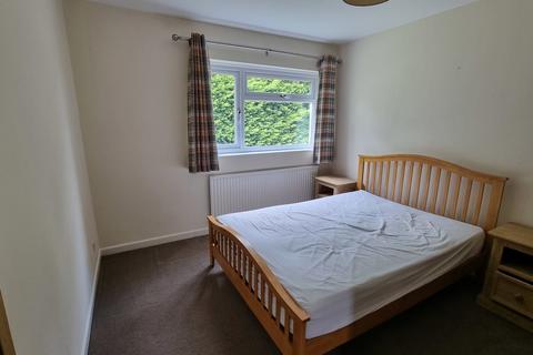 3 bedroom detached bungalow to rent, Hare Street, East Tytherton