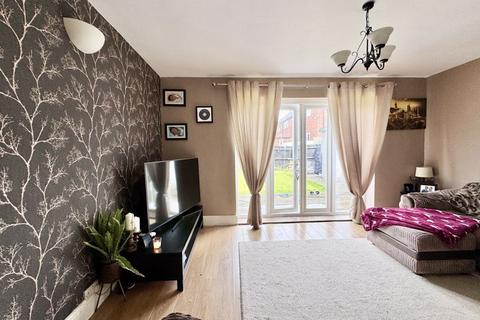 2 Gibbons Road, Sutton Coldfield, B75 5EP