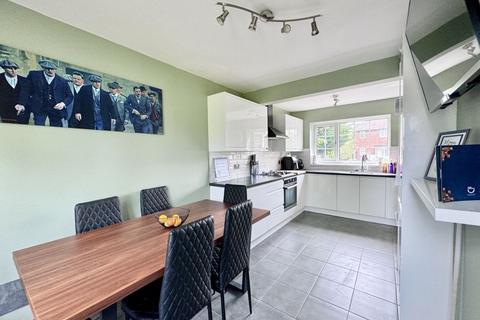 2 Gibbons Road, Sutton Coldfield, B75 5EP