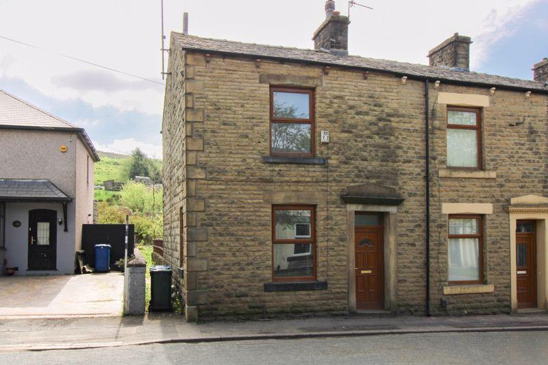 New Line, Bacup 2 bed end of terrace house for sale £115,000