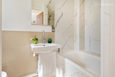 7b Charlton Place, London, N1 8AQ