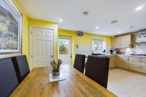 4 bedroom townhouse for sale, Fern Road, Langport