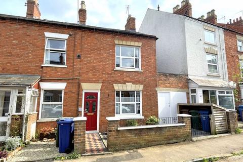 3 bedroom terraced house for sale, Queens Road, Banbury