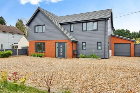 5 bedroom detached house for sale, Chawston Lane, Bedford MK44