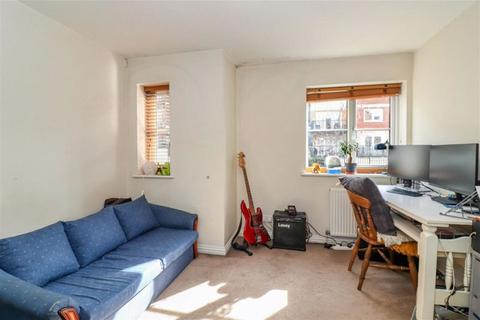 2 bedroom apartment for sale, Swan Close, Rickmansworth WD3