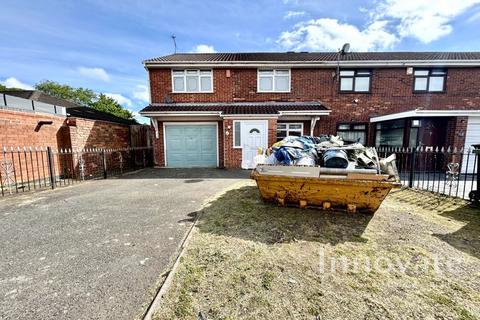 4 bedroom end of terrace house to rent, William Kerr Road, Tipton DY4