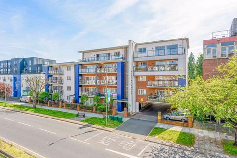 2 bedroom retirement property for sale, New Zealand Avenue, Walton-On-Thames