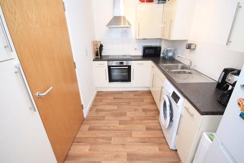 16 Brownell Place, Hanwell, London, W7 3AZ
