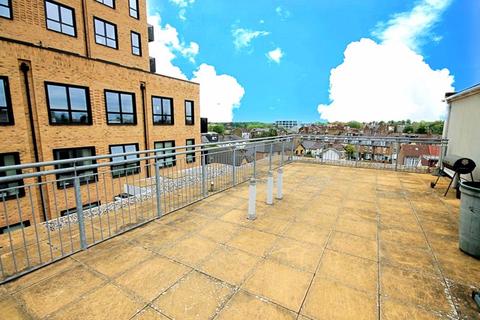 16 Brownell Place, Hanwell, London, W7 3AZ