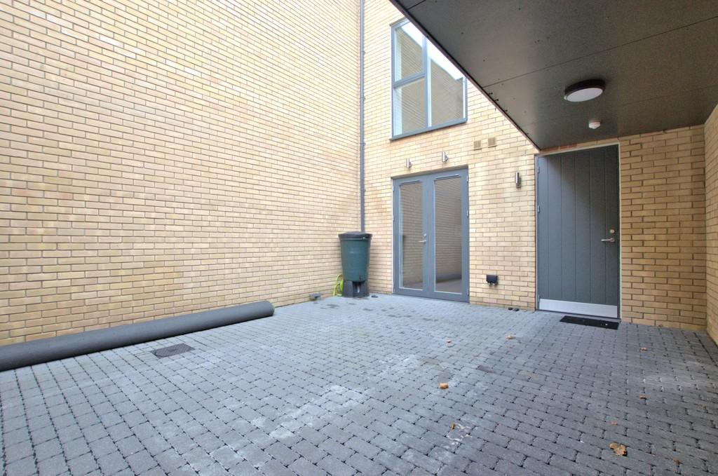 Courtyard 1