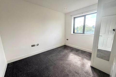 2 bedroom apartment to rent, Swan Court, Hemel Hempstead