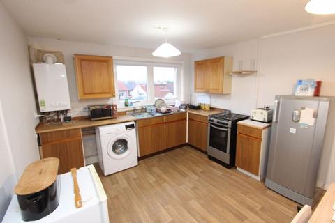 3 bedroom apartment for sale, 15 Pentland Terrace, High Valleyfield, Fife, KY12 8SF