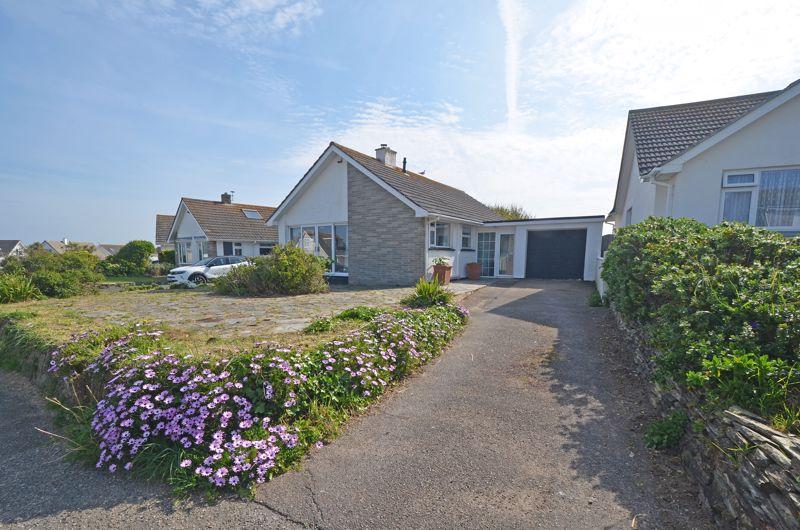 Arundel Way, Newquay TR7 2 bed detached bungalow for sale £500,000