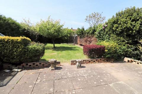 3 bedroom bungalow for sale, Clive Avenue, Goring-by-Sea