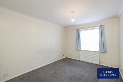 2 bedroom property to rent, Wharf Court, Iver Lane, Uxbridge, Middlesex, UB8 2JB