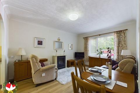 1 bedroom apartment for sale, Hucclecote Road, Hucclecote, Gloucester, GL3 3SH