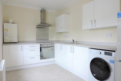 2 bedroom apartment to rent, Winchester Road