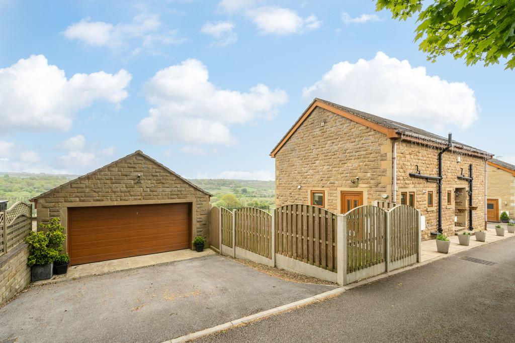 Long Croft View, Upper Batley 4 bed detached house for sale £499,950