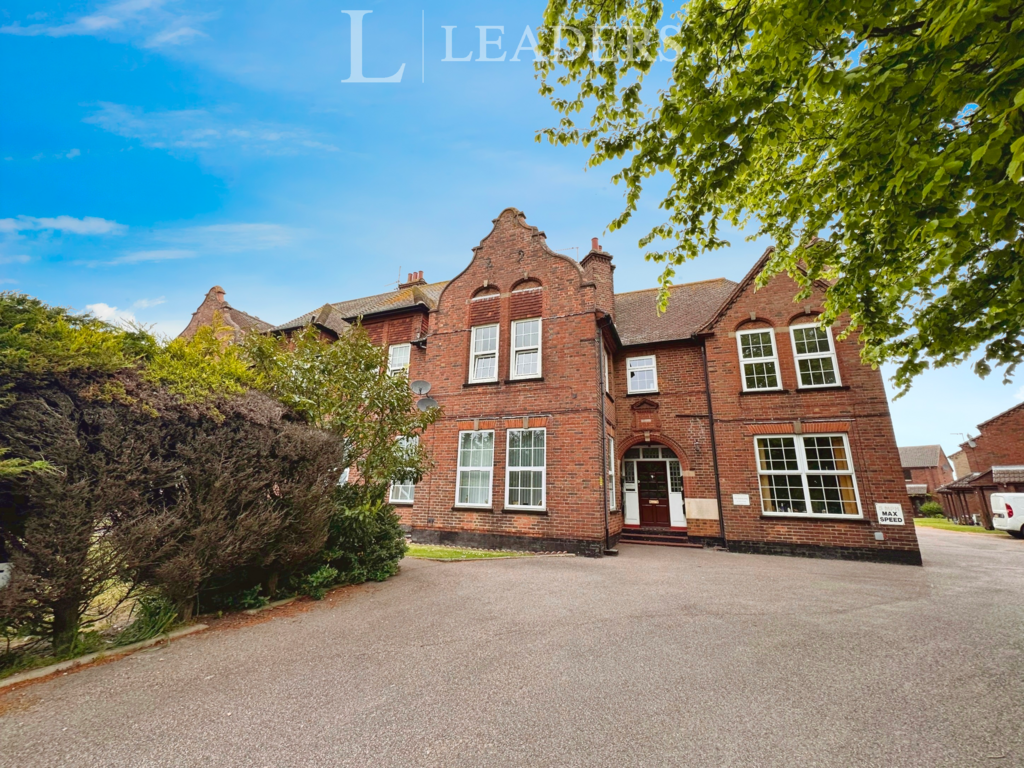 Kelly Pain Court, St Margarets Road, Lowestoft, NR32 1 bed flat to rent