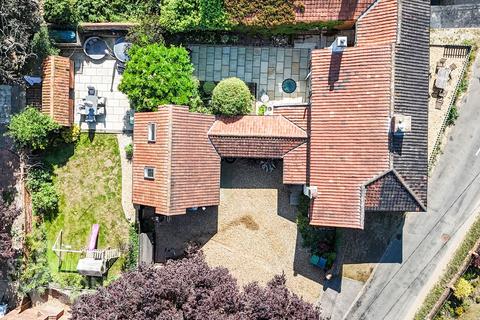 5 bedroom detached house for sale, Hunts Corner, Banham, Norwich