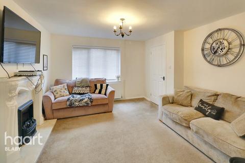 3 bedroom semi-detached house for sale, Broom Way, Leicester