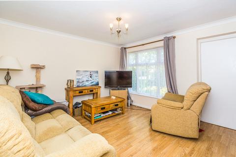 1 bedroom maisonette to rent, Driftway Close, Lower Earley