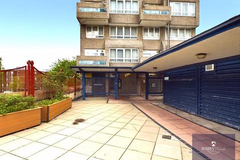 2 bedroom apartment for sale, Two bedroom Maisonette SE11