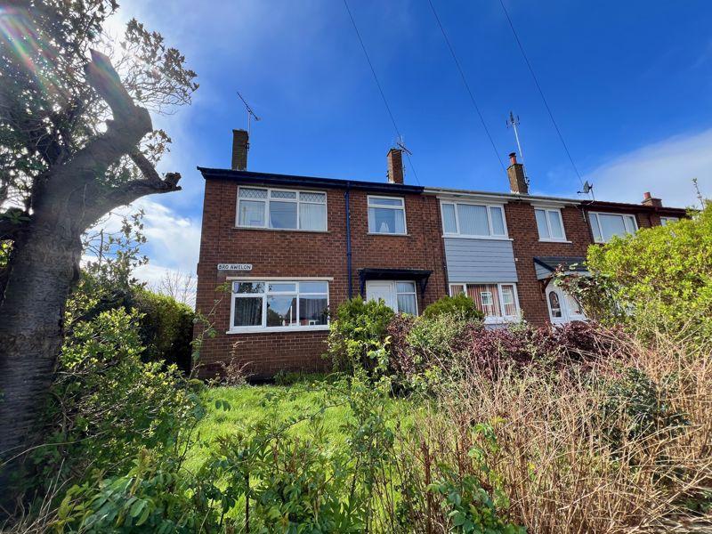 Bro Awelon, Penycae, Wrexham 3 bed end of terrace house for sale £150,000