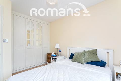2 bedroom maisonette to rent, Tortworth Road, Redhouse, Swindon