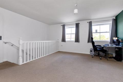 1 bedroom flat for sale, Crockford Road, Westbourne