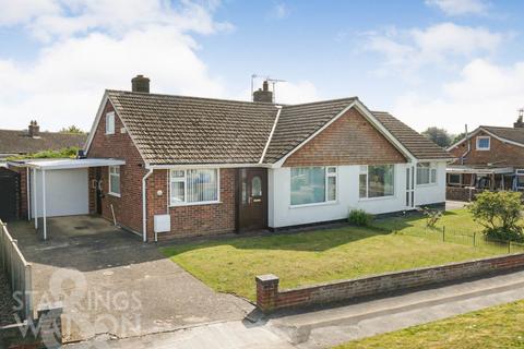 2 bedroom semi-detached bungalow for sale, Newland Avenue, Worlingham, Beccles