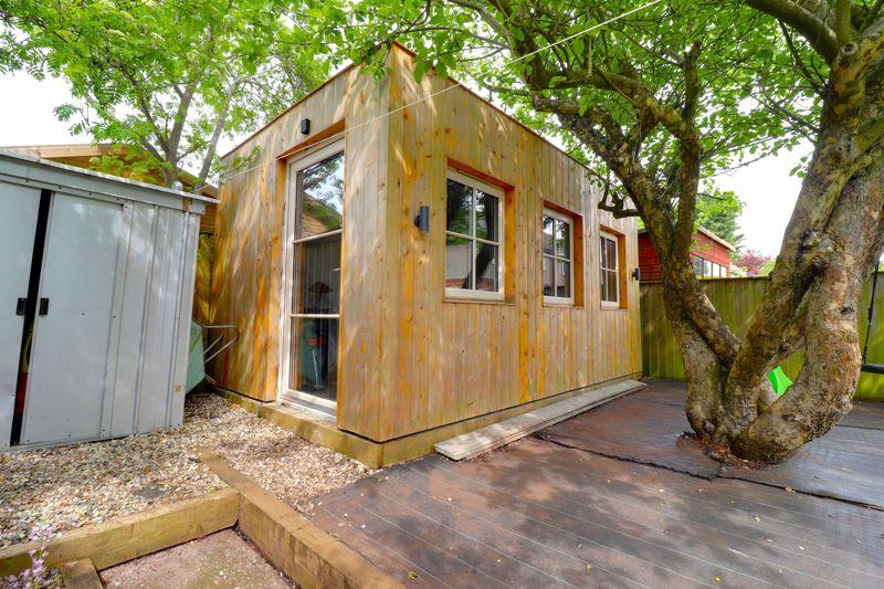Summer House/Home