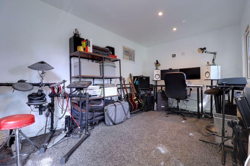 Summer House/Office