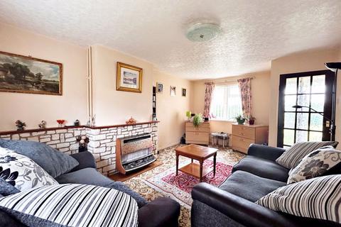 3 bedroom terraced house for sale, Meadow Walk, Pershore